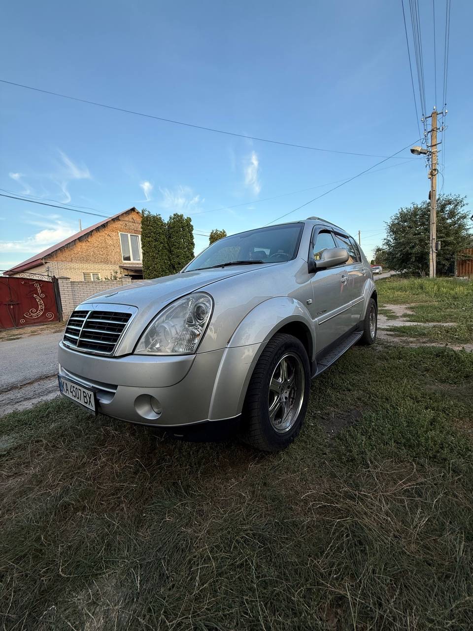 SsangYong Rexton - фото 1
