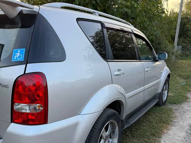 SsangYong Rexton - фото 4