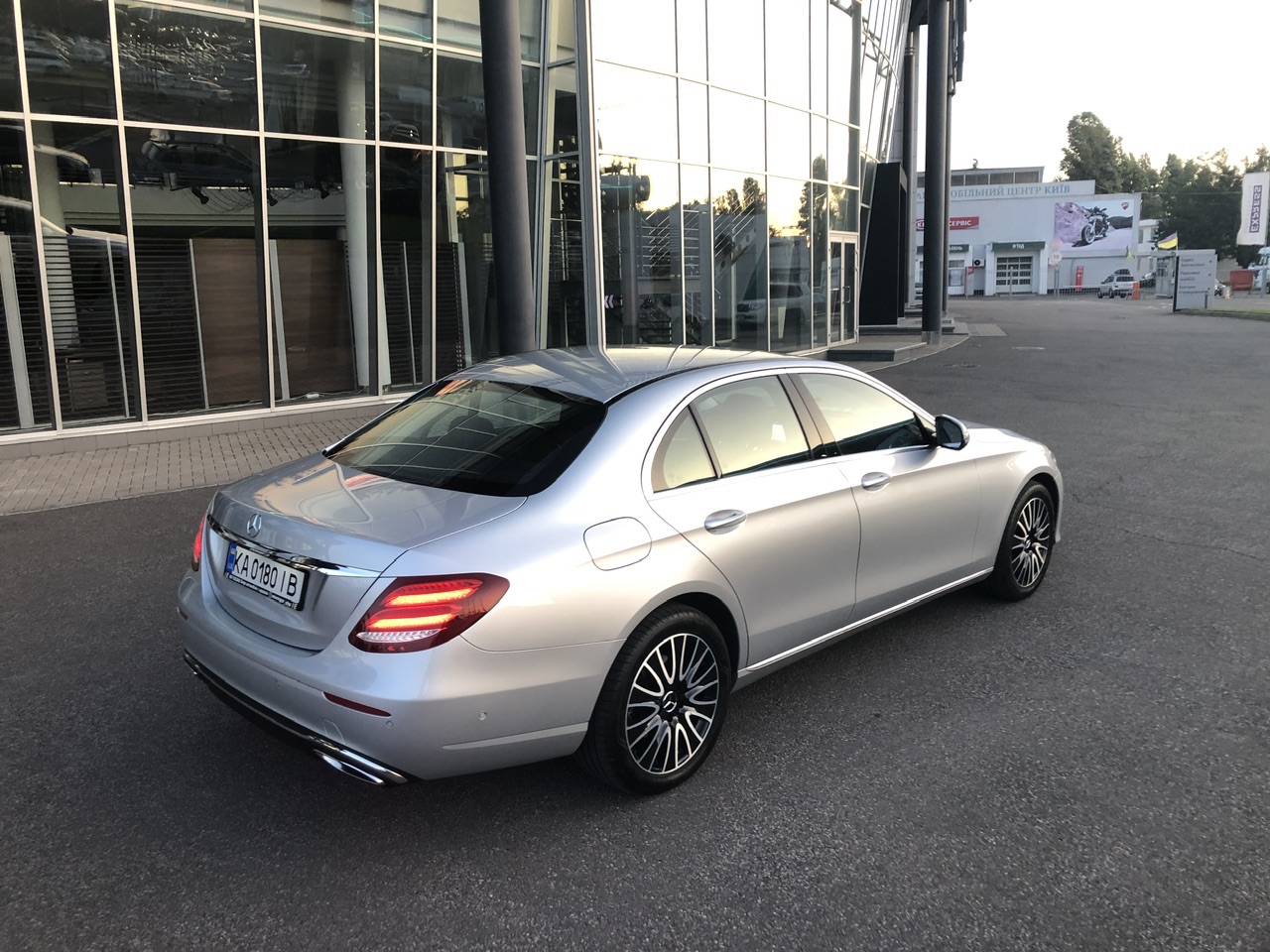 Mercedes-Benz E-Класс - фото 3