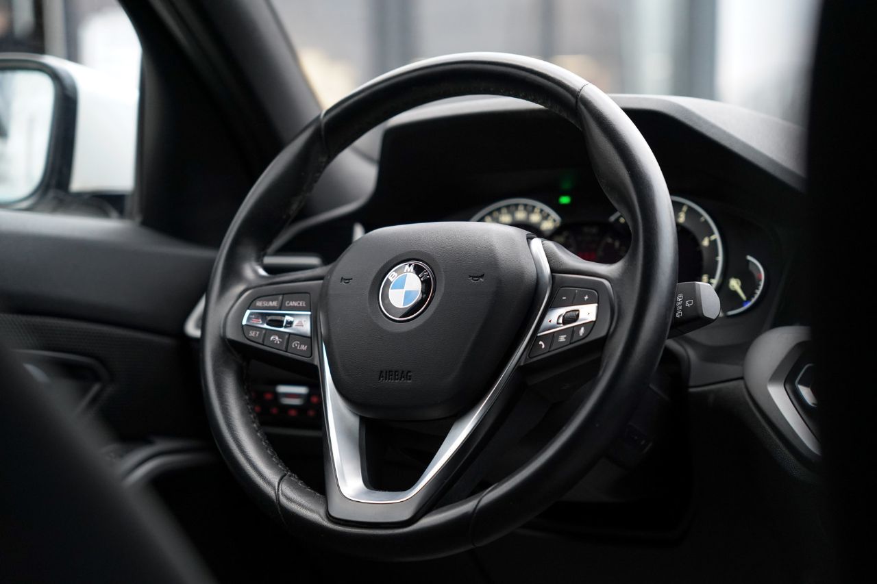 BMW 3 серії - фото 17