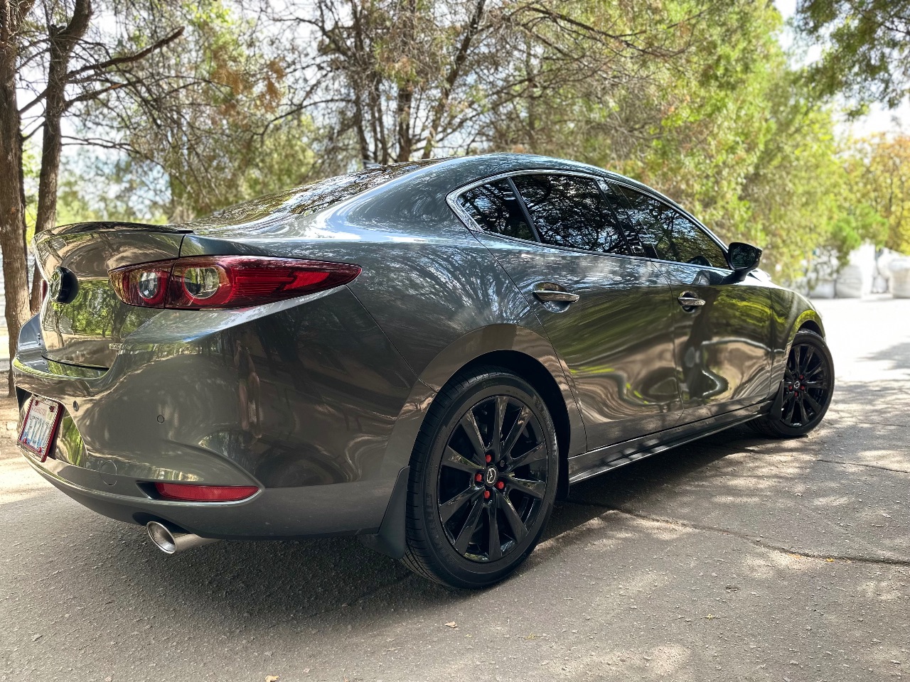 Mazda 3 - фото 8