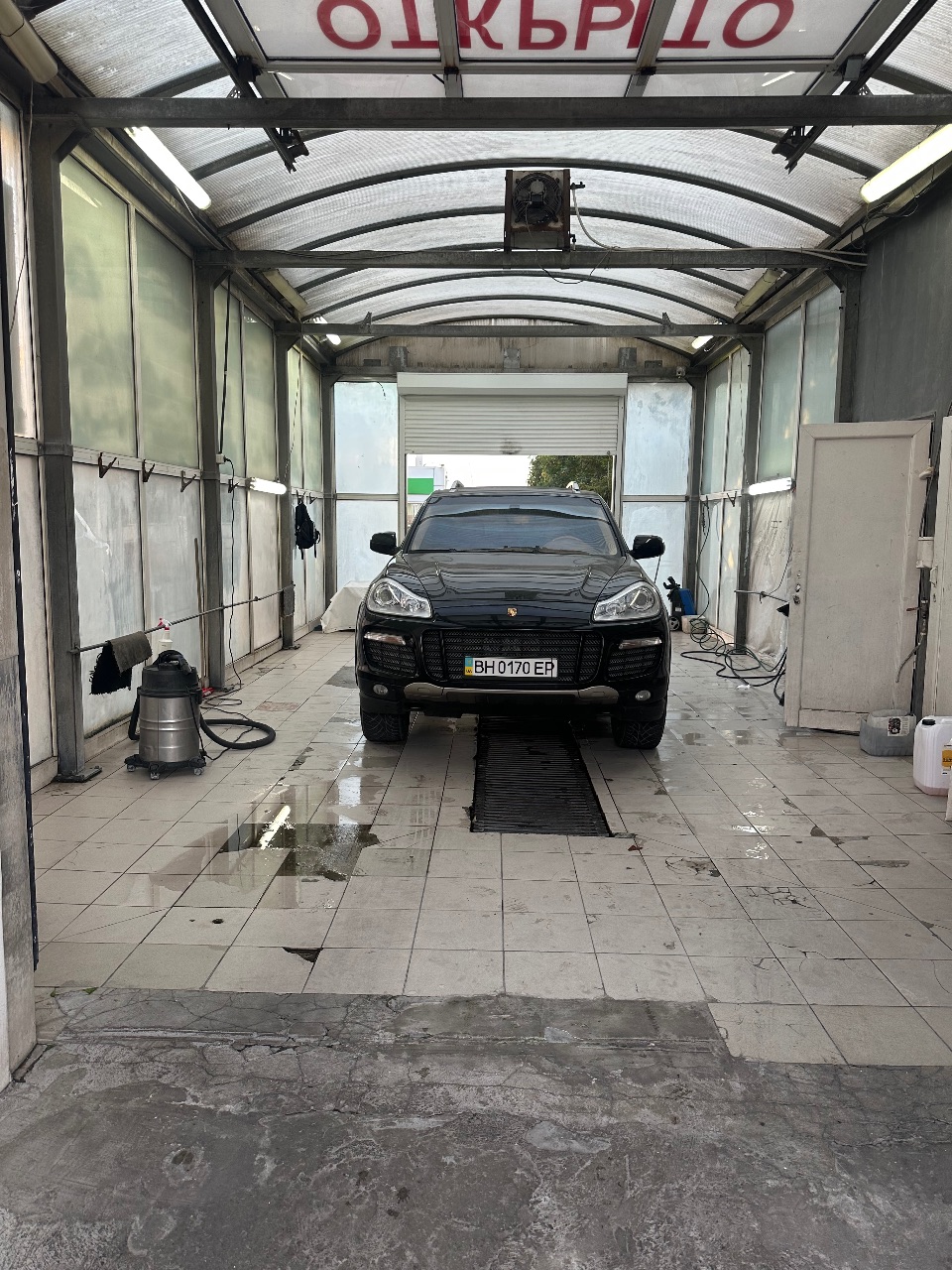 Porsche Cayenne - фото 11