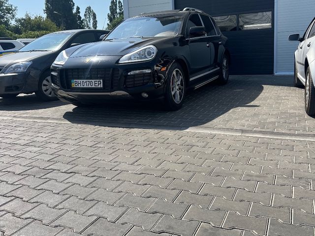 Porsche Cayenne - зображення 1