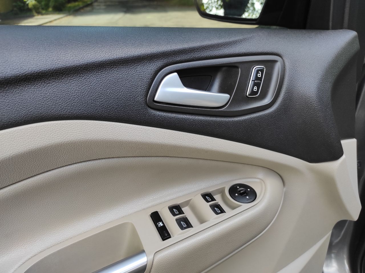 Ford Escape - фото 25