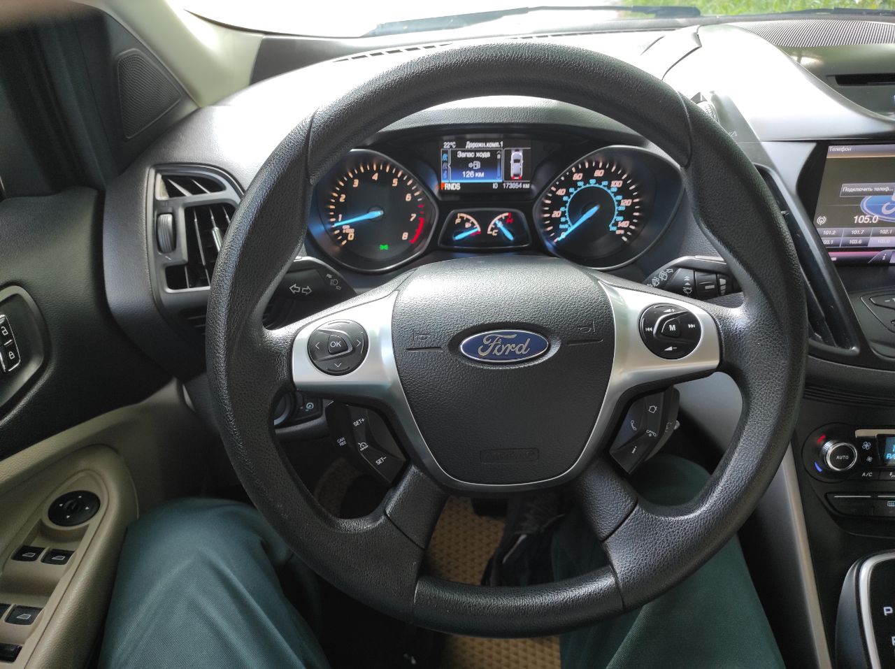 Ford Escape - фото 15