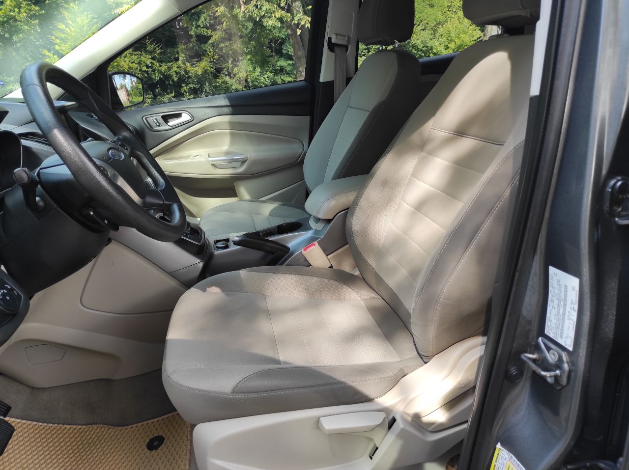 Ford Escape - фото 24