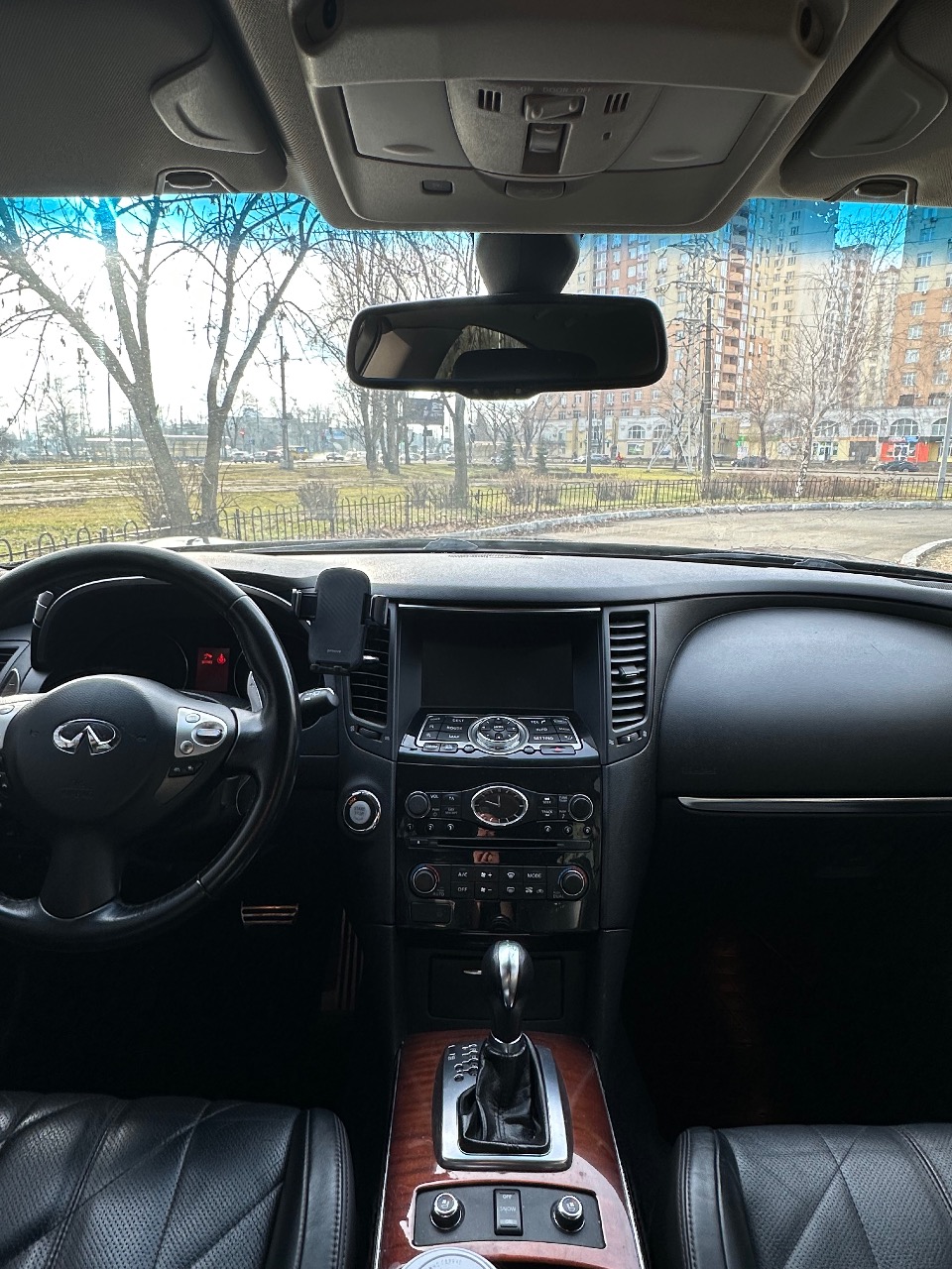 Infiniti FX - фото 6