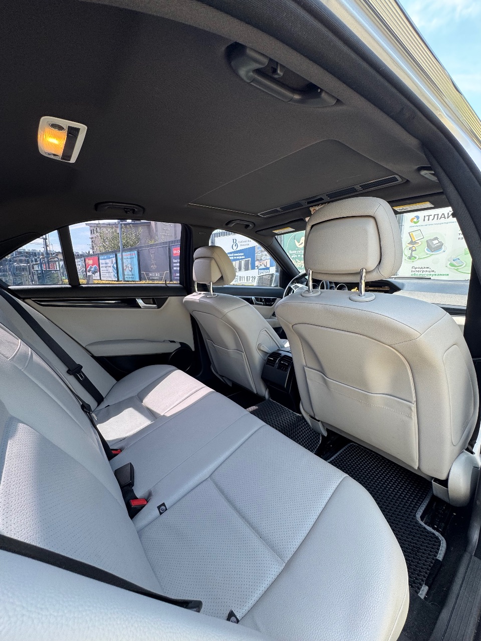 Mercedes-Benz C-Класс - фото 14