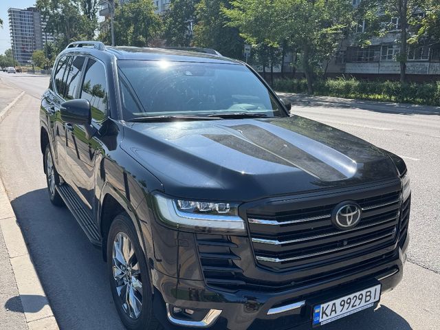 Toyota Land Cruiser - фото 2