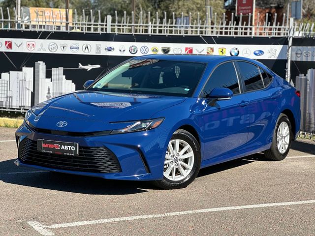 Toyota Camry - зображення 1