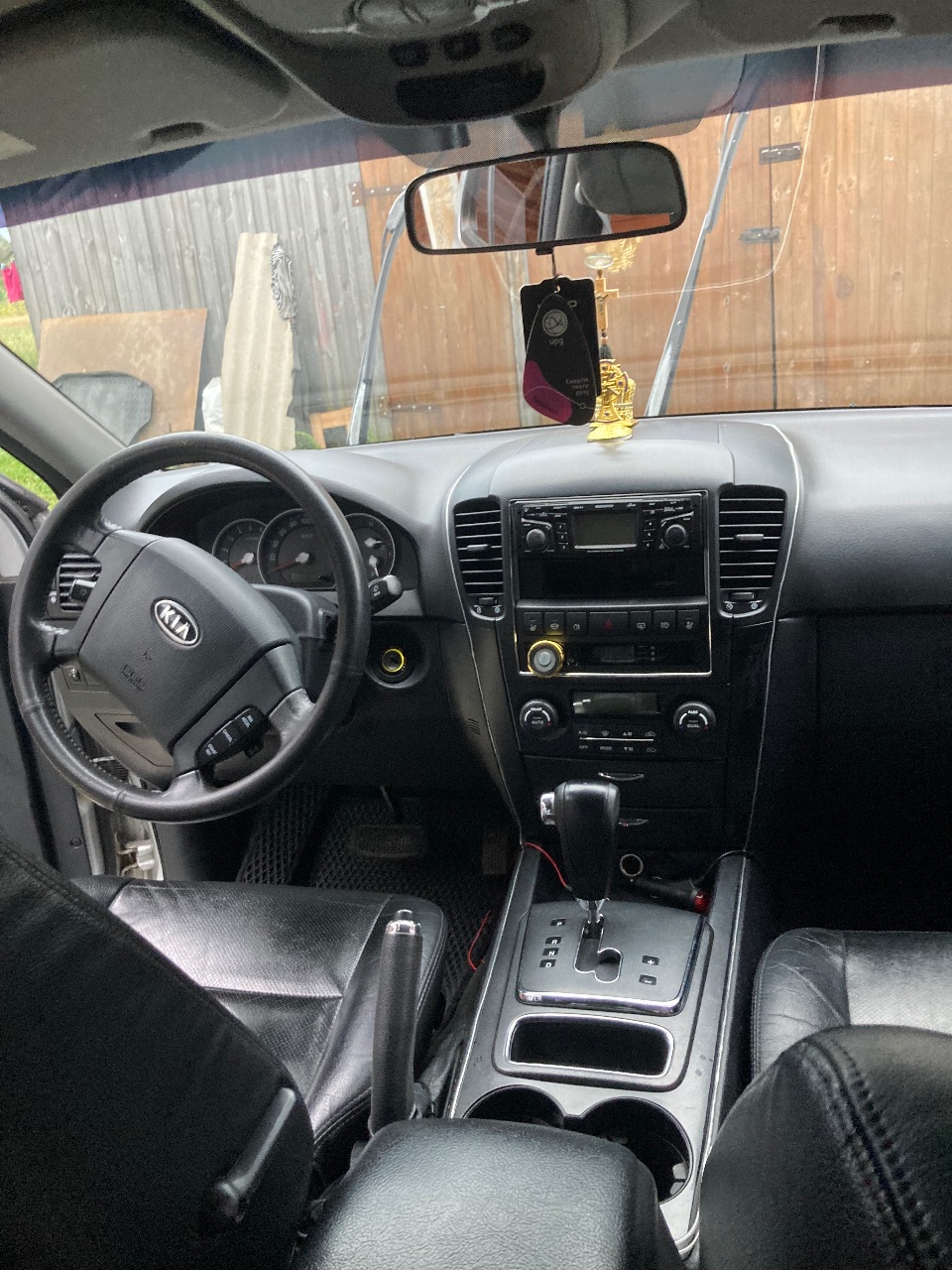 Kia Sorento - фото 15