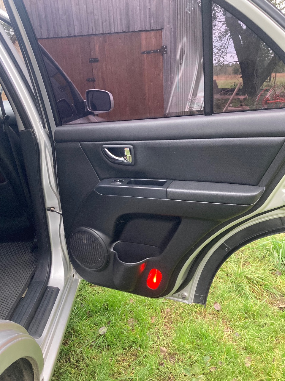 Kia Sorento - фото 17