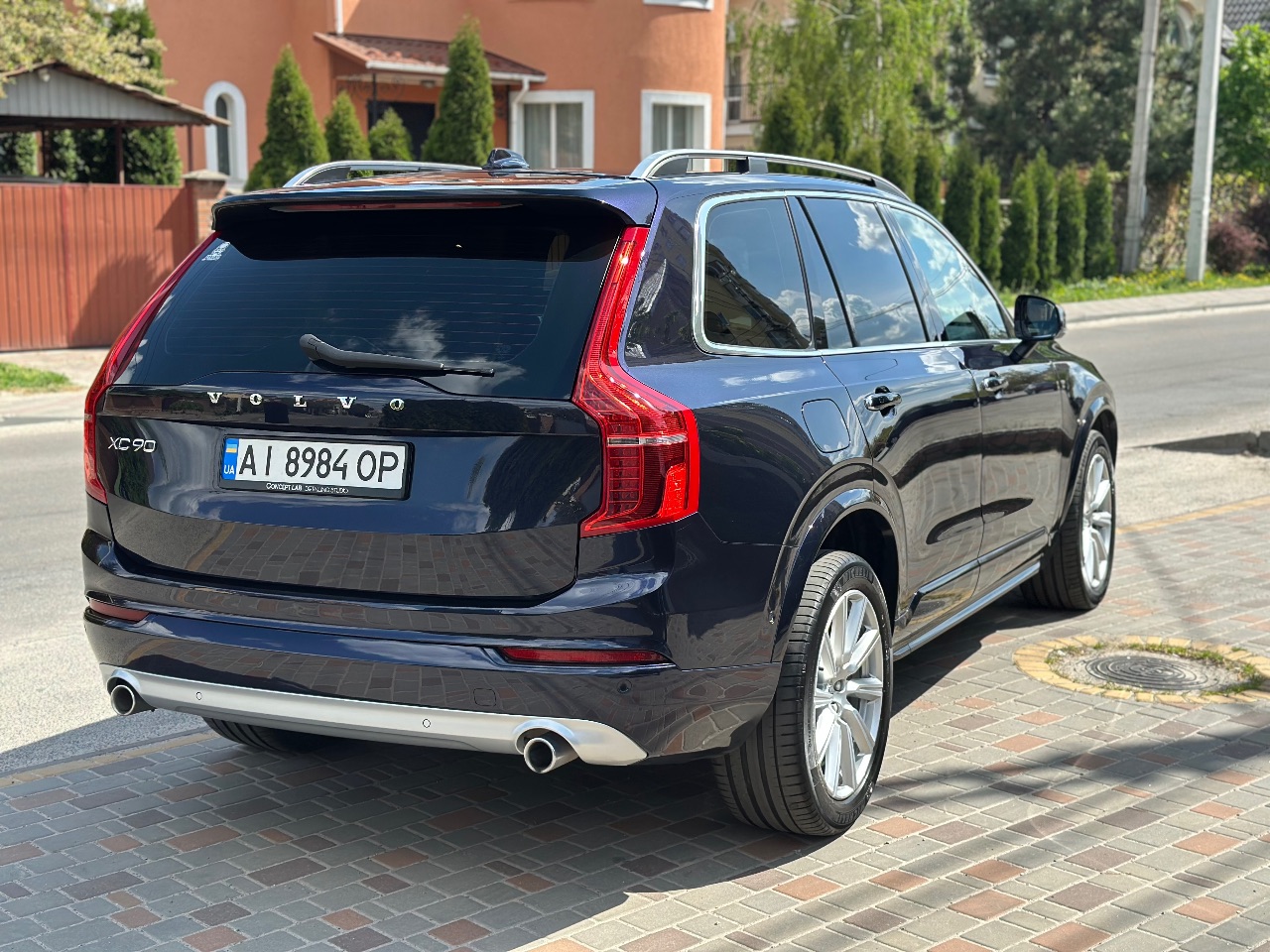 Volvo XC90 - фото 4