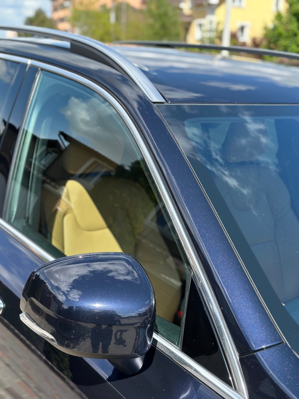 Volvo XC90 - фото 7