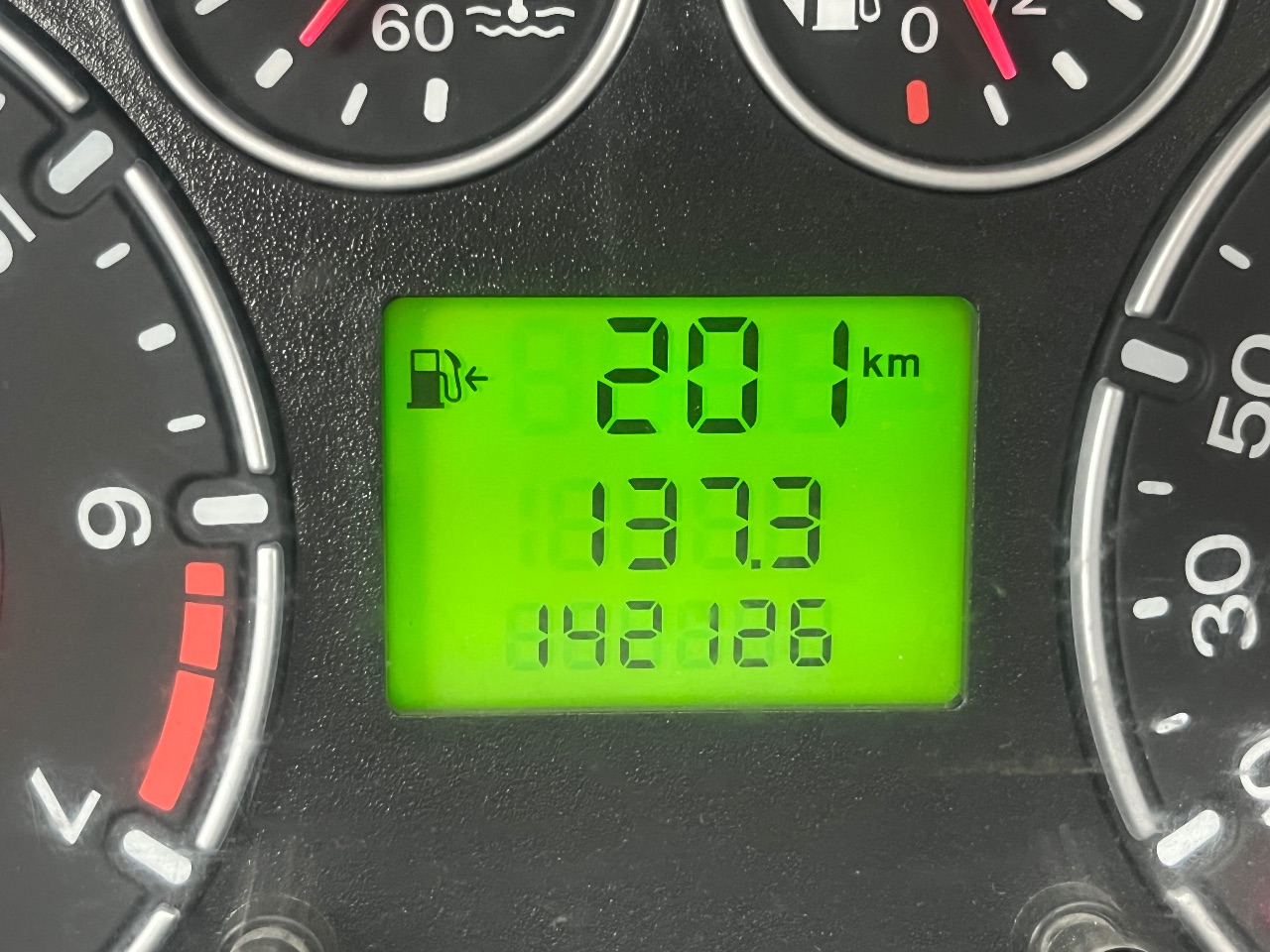 Ford Fusion - фото 6