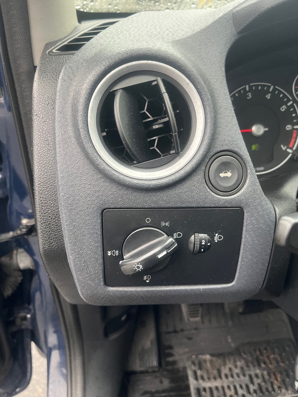 Ford Fusion - фото 11