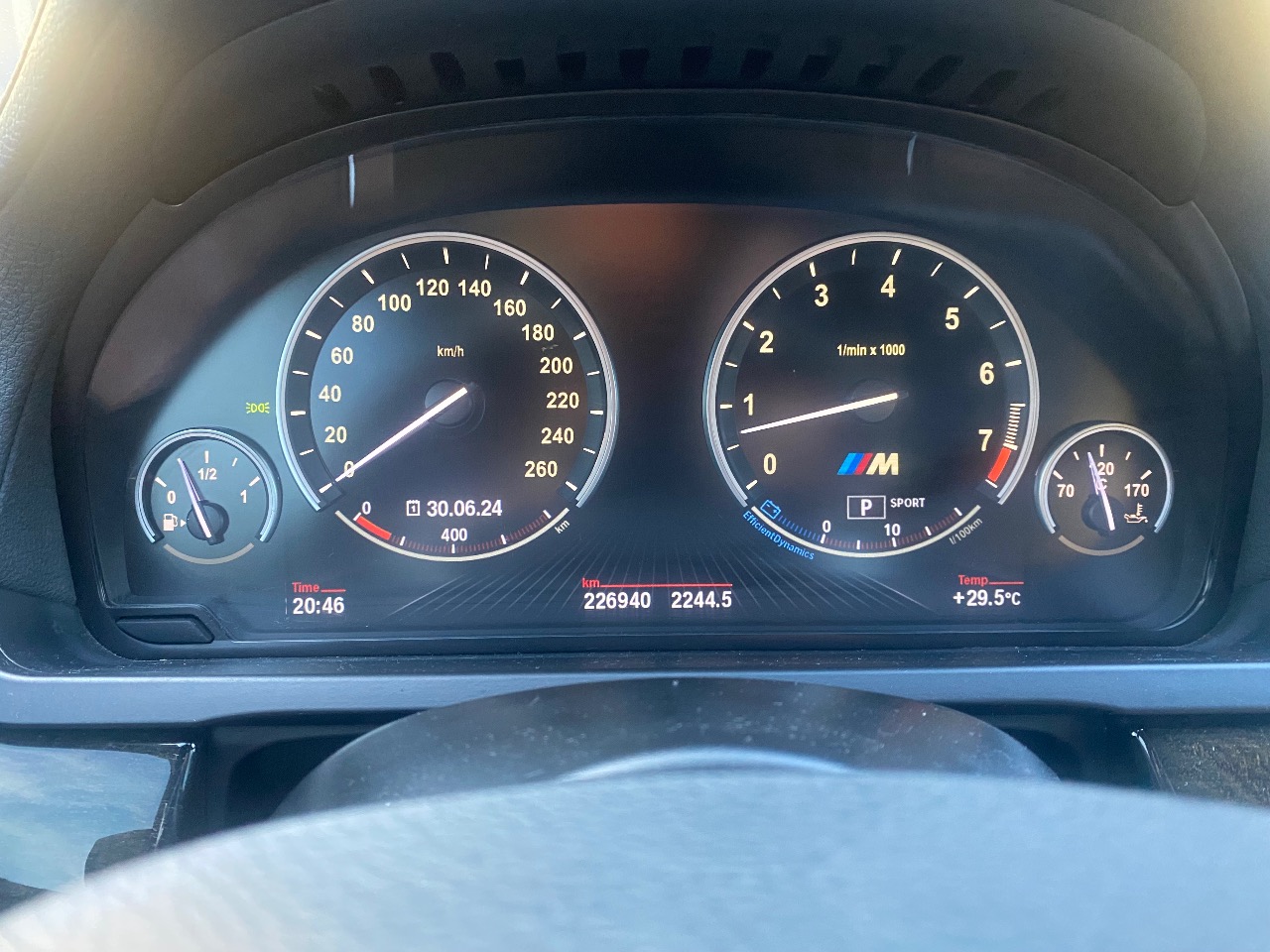 BMW 7 серії - фото 17