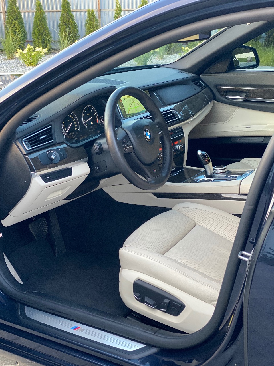 BMW 7 серії - фото 13