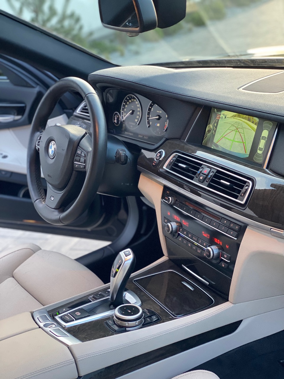 BMW 7 серії - фото 11