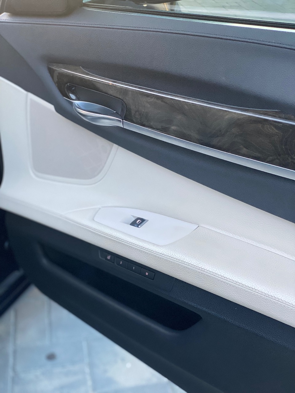 BMW 7 серії - фото 26