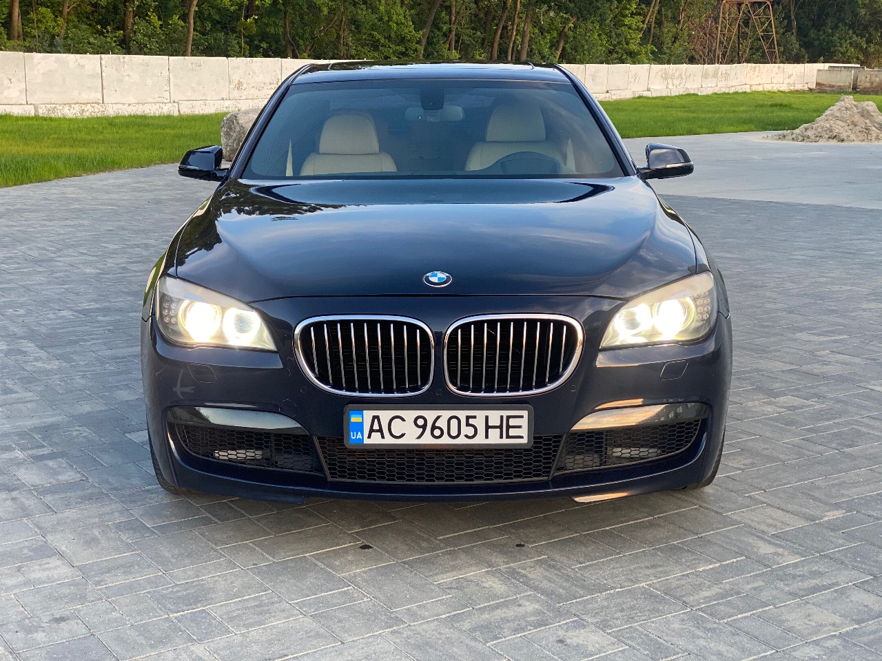 BMW 7 серії - фото 19