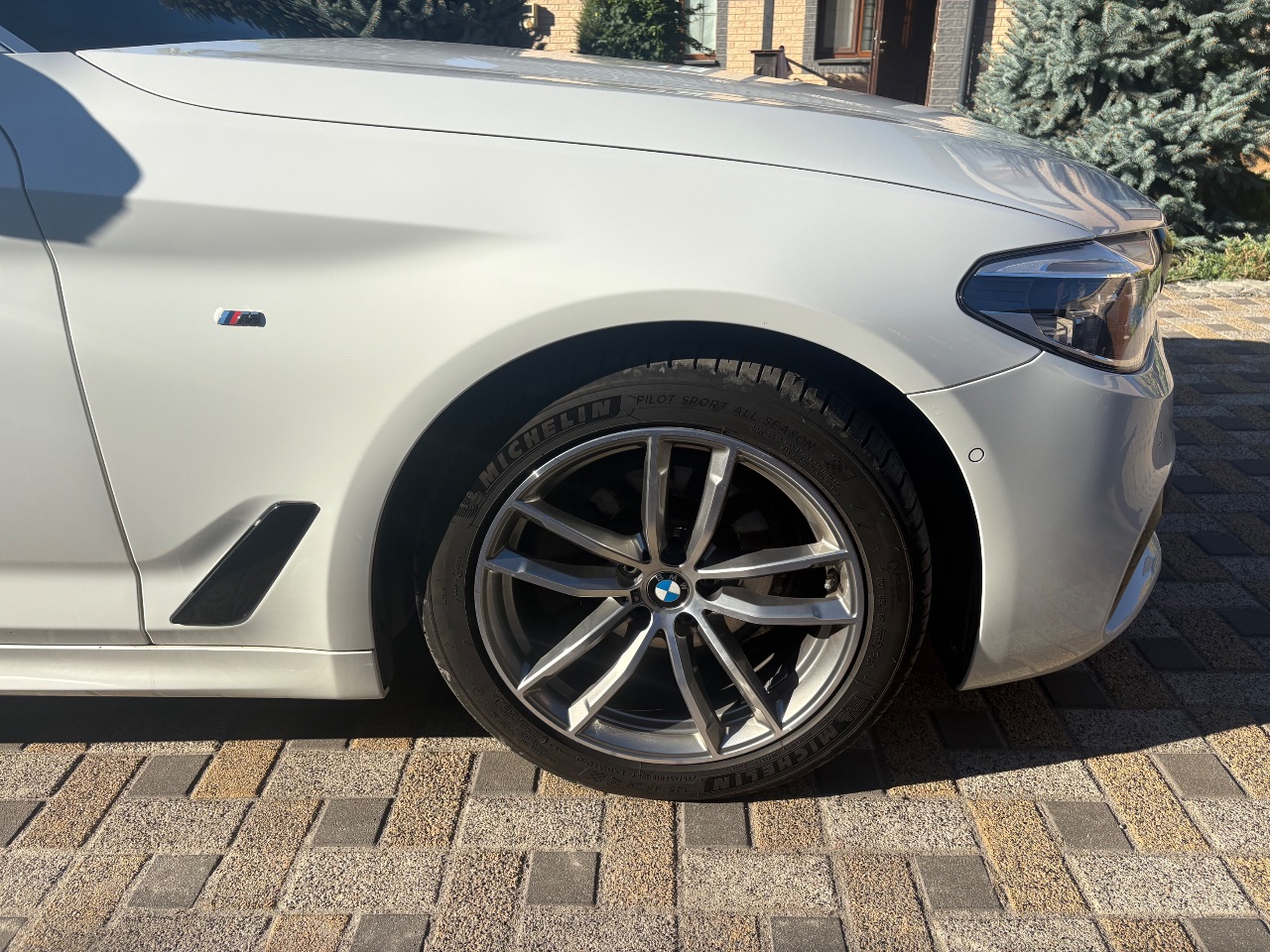 BMW 5 серії - фото 11