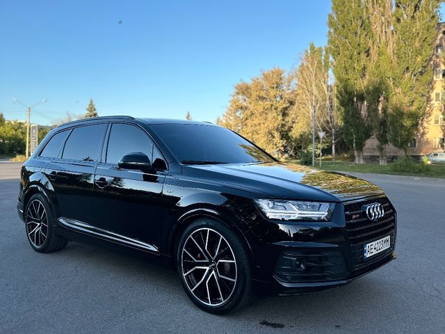 Audi SQ7 - фото 2