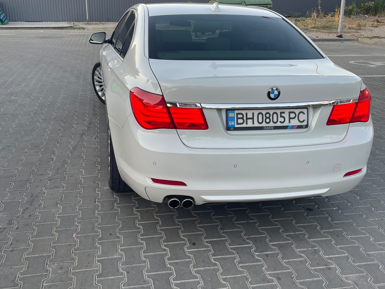 BMW 7 серії - фото 17