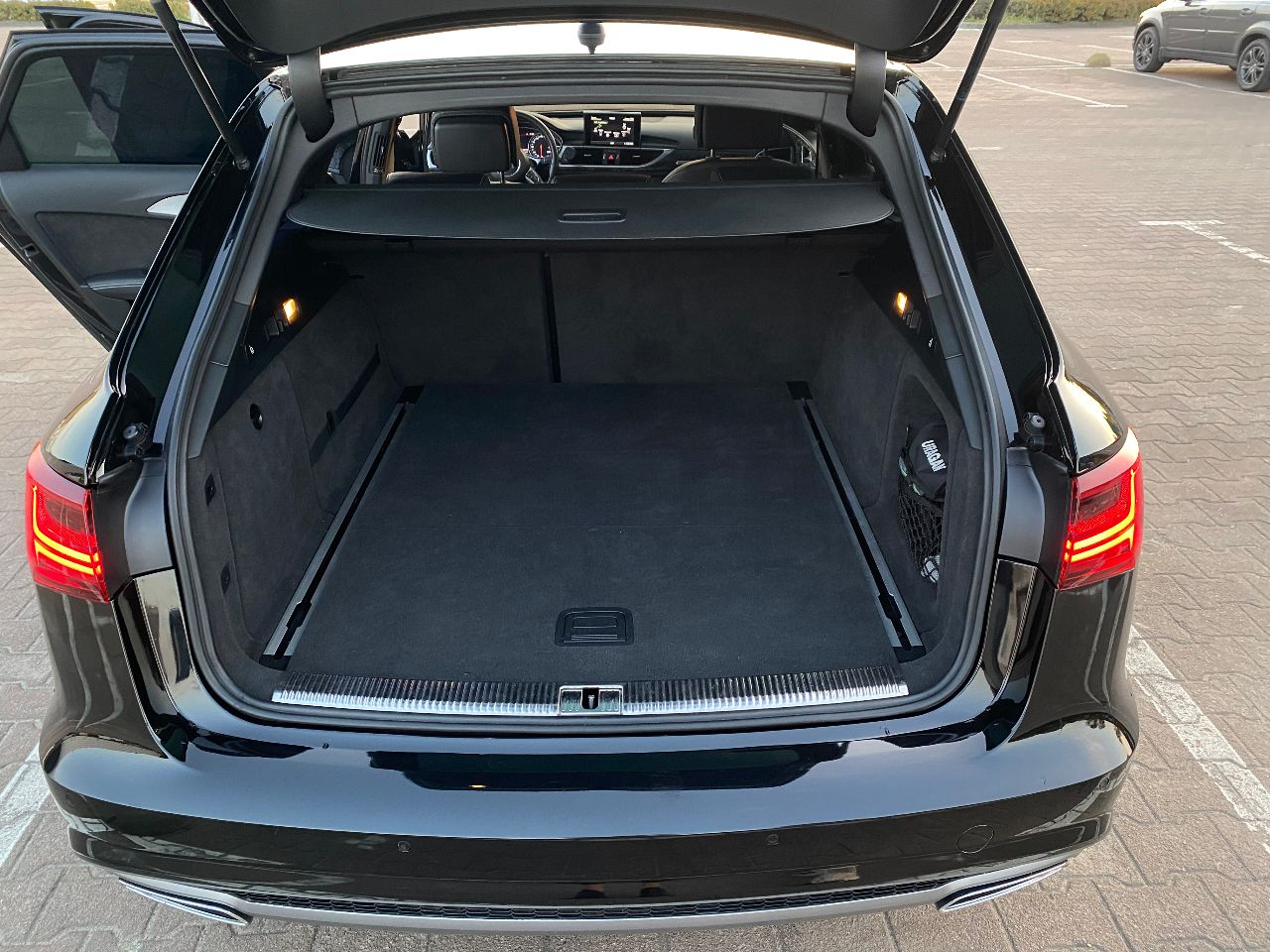 Audi A6 - фото 24