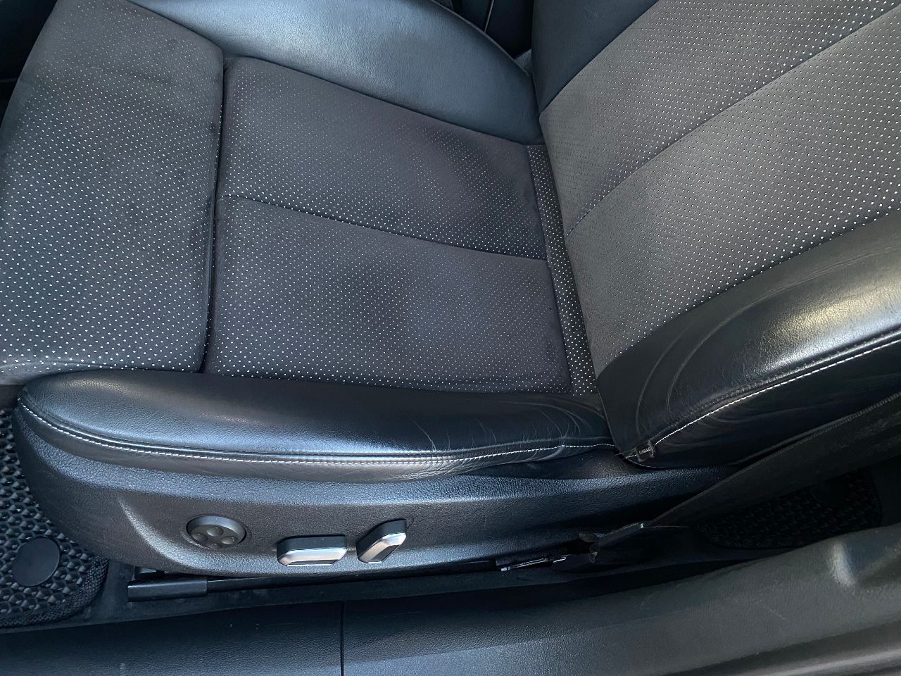 Audi A6 - фото 11