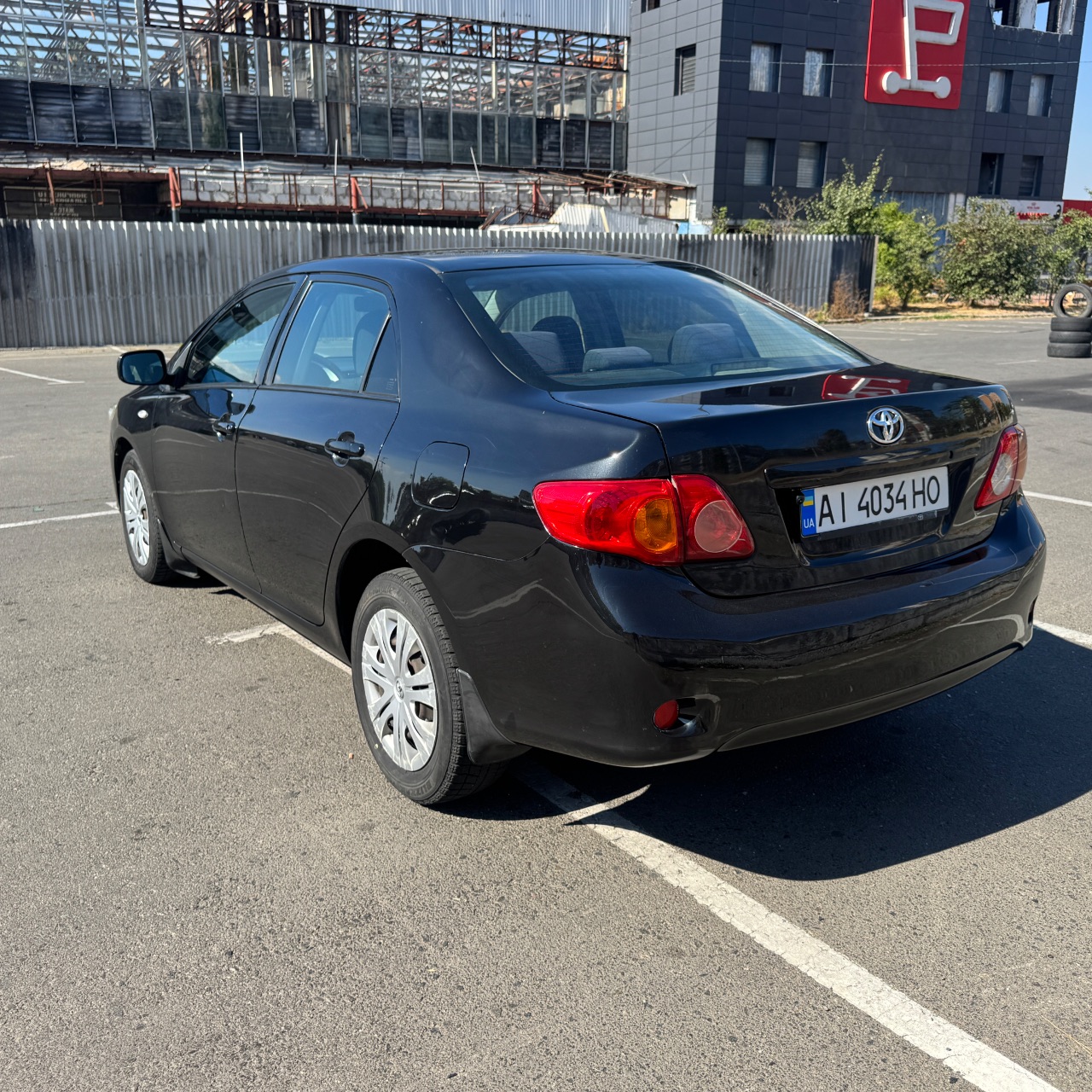 Toyota Corolla - фото 4