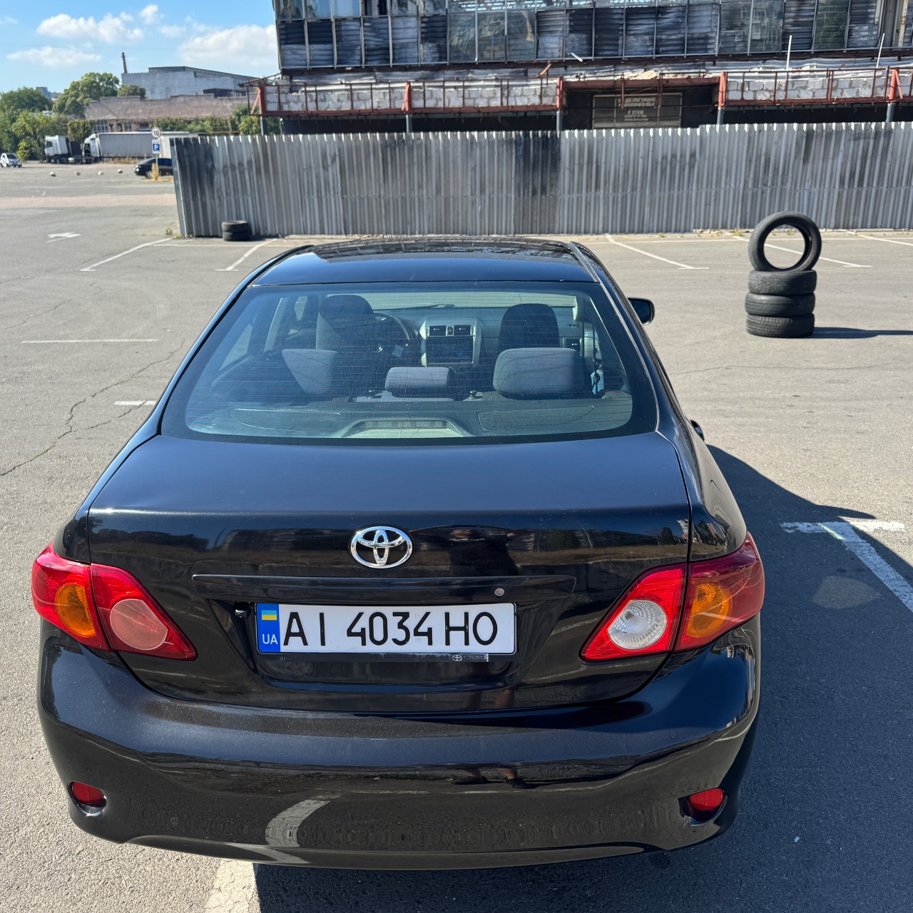 Toyota Corolla - фото 2