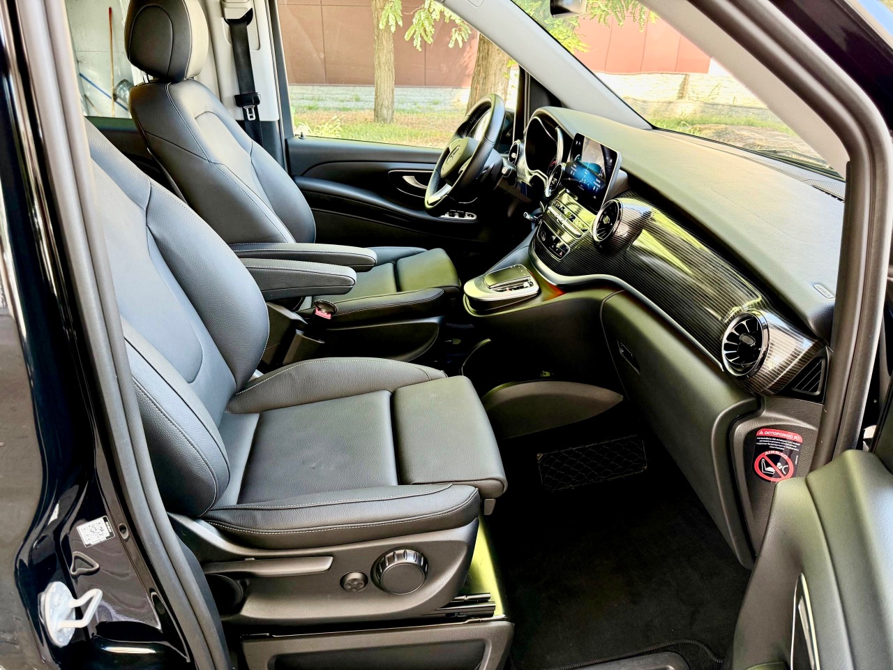 Mercedes-Benz V-Класс - фото 26