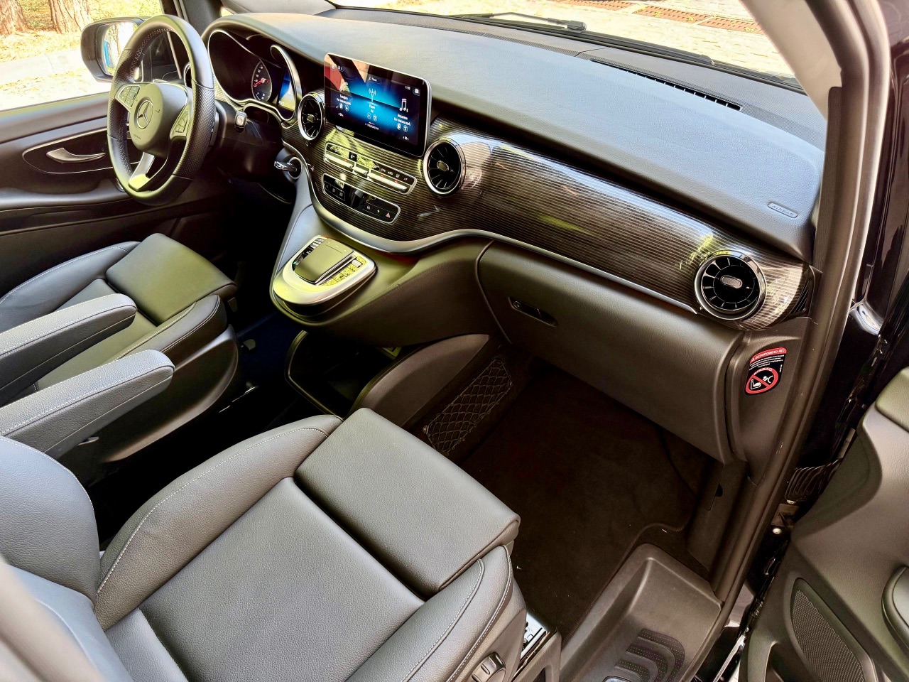 Mercedes-Benz V-Класс - фото 18