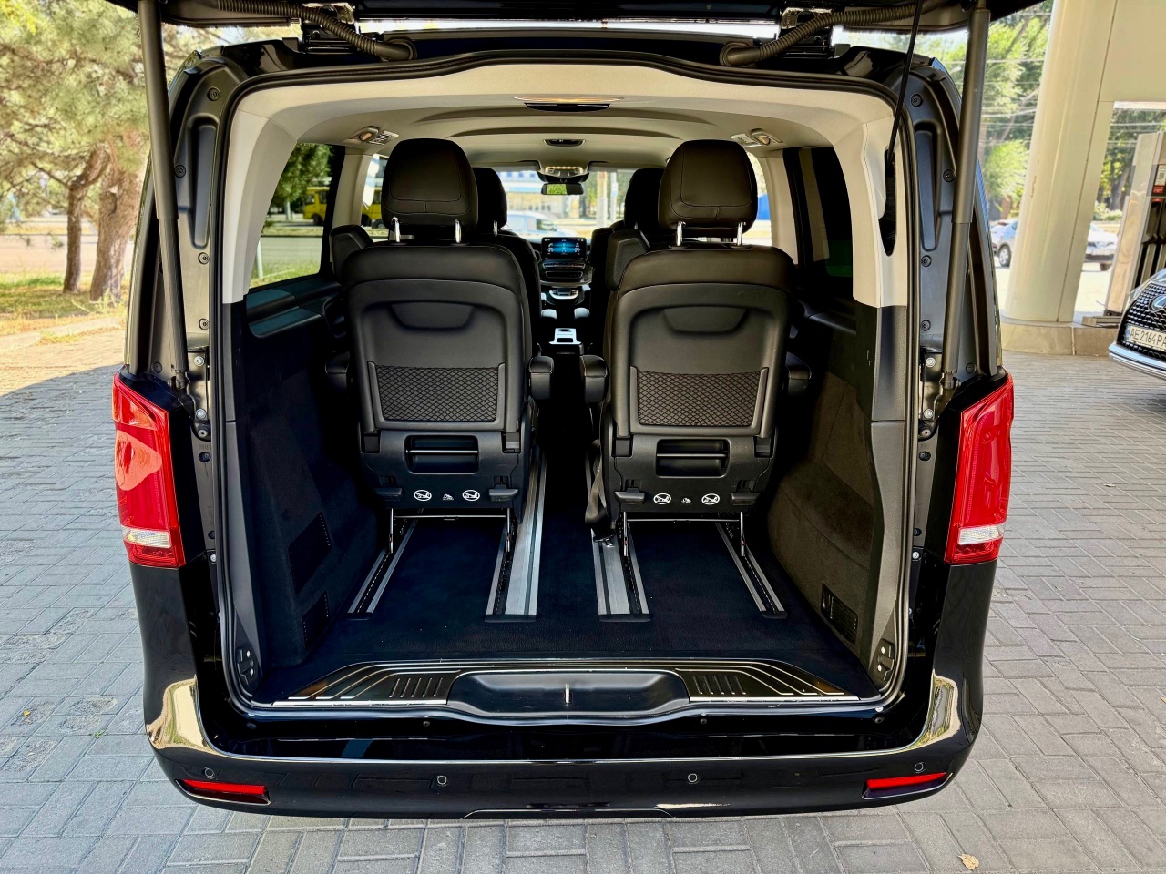 Mercedes-Benz V-Класс - фото 21