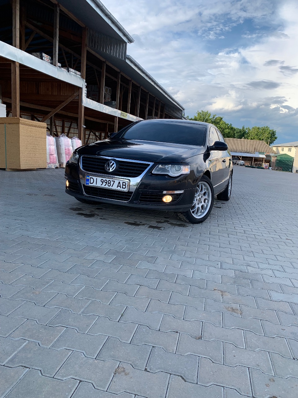 Volkswagen Passat - фото 1