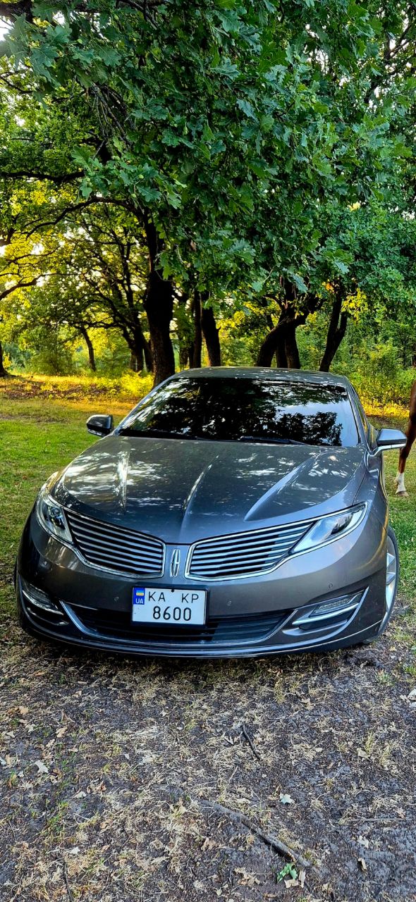 Lincoln MKZ - фото 1