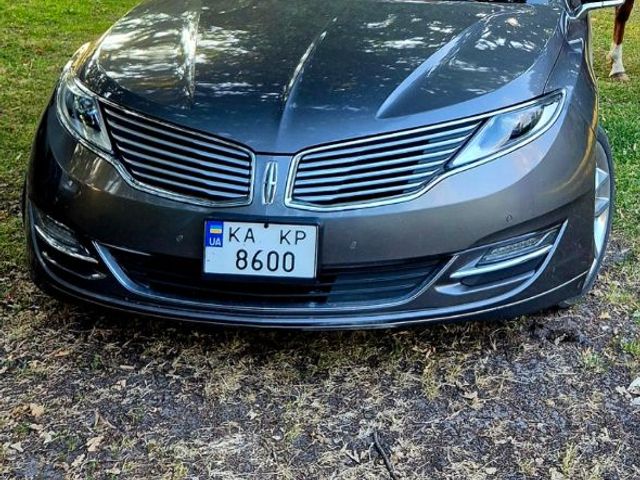 Lincoln MKZ - фото 1
