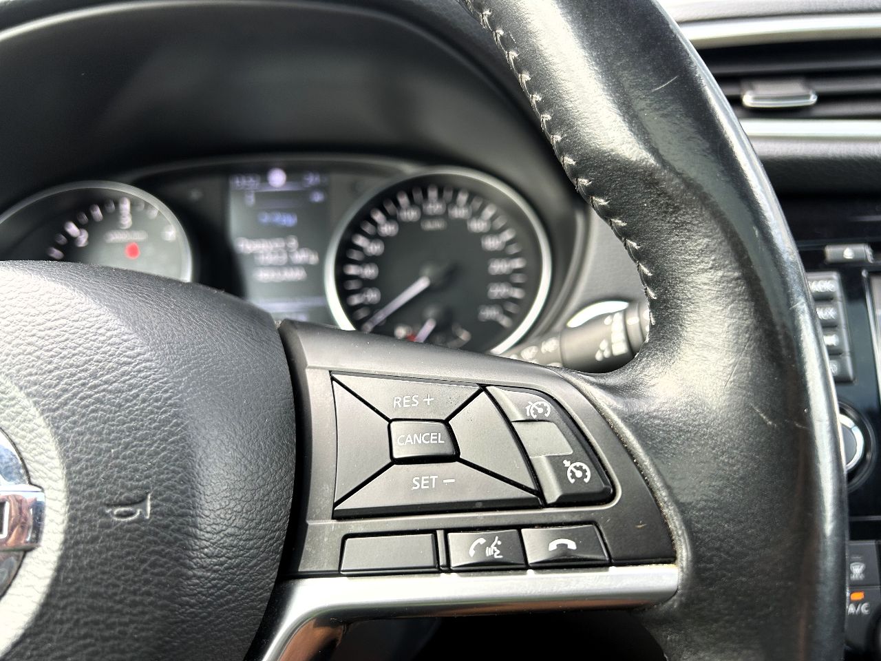 Nissan Qashqai - фото 47