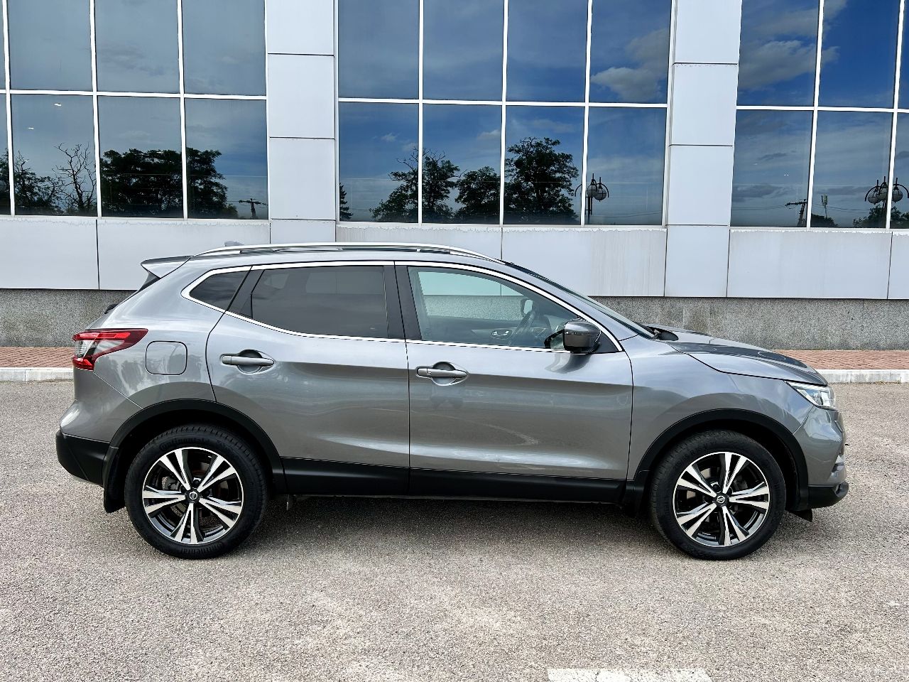 Nissan Qashqai - фото 28