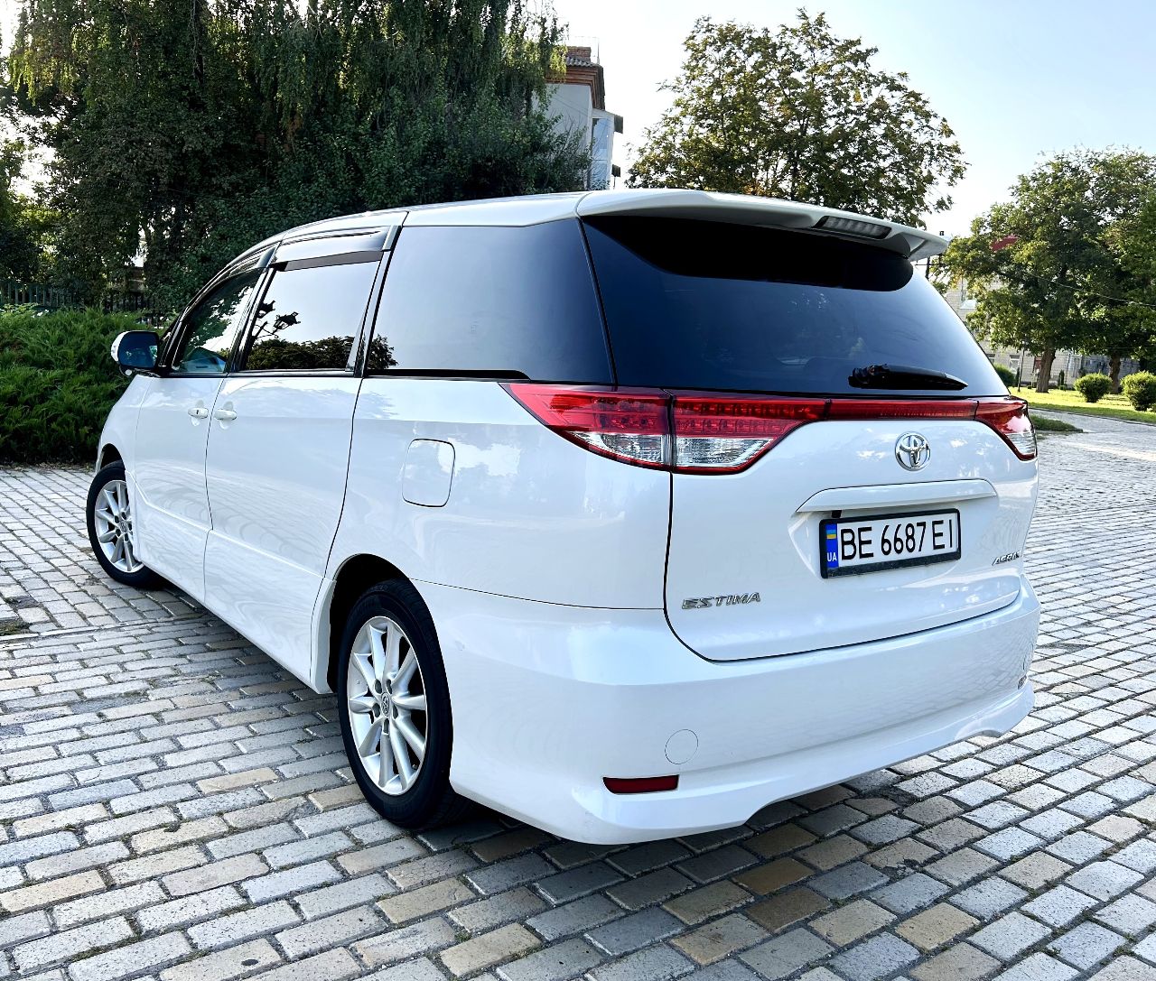 Toyota Estima - фото 22