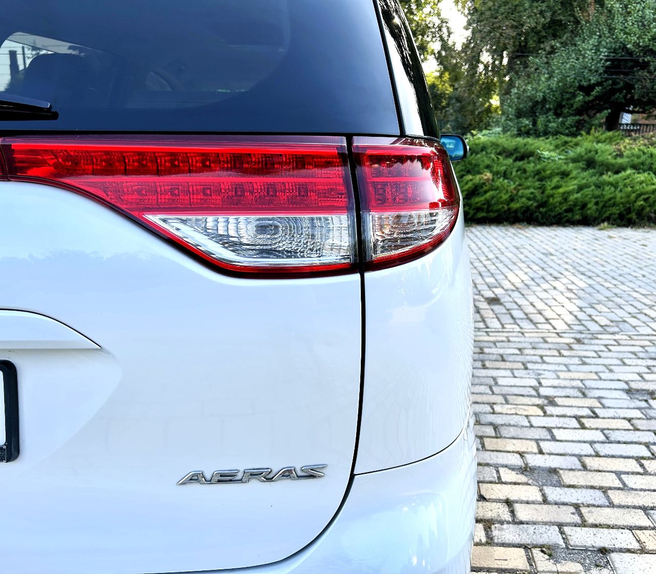 Toyota Estima - фото 25