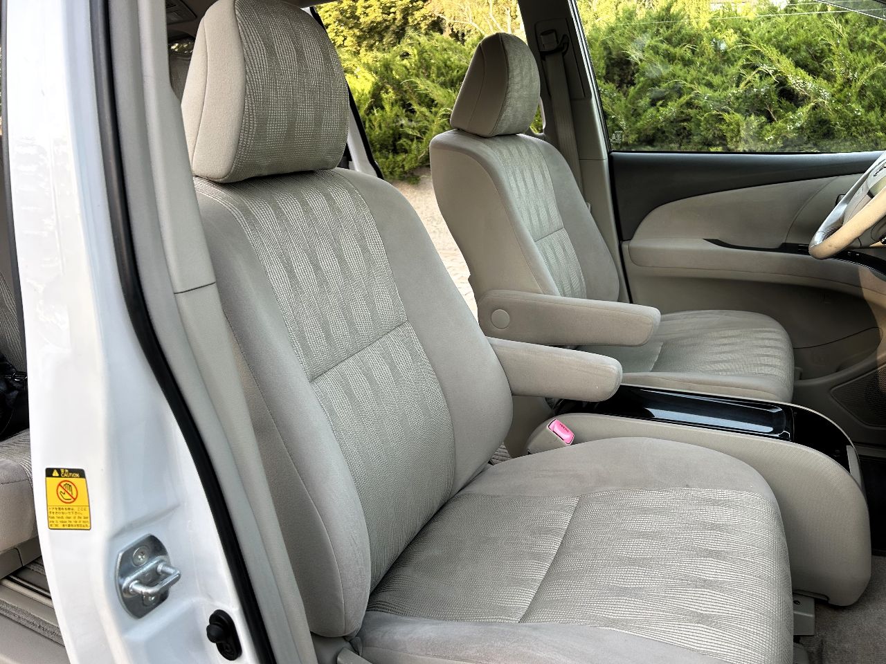 Toyota Estima - фото 48