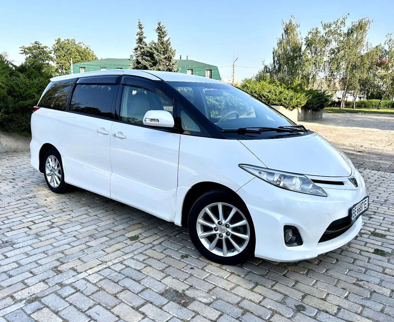 Toyota Estima - фото 30