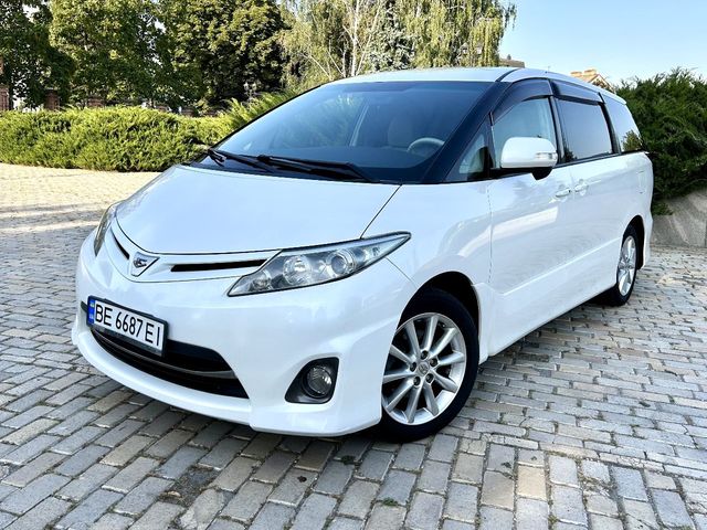 Toyota Estima - зображення 1