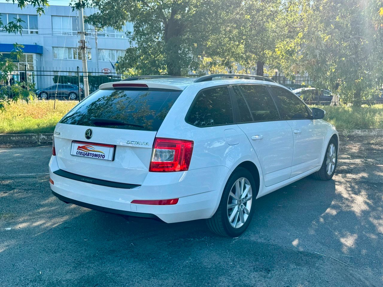 Skoda Octavia - фото 10