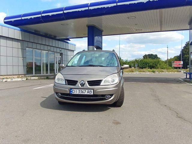 Renault Megane - фото 3