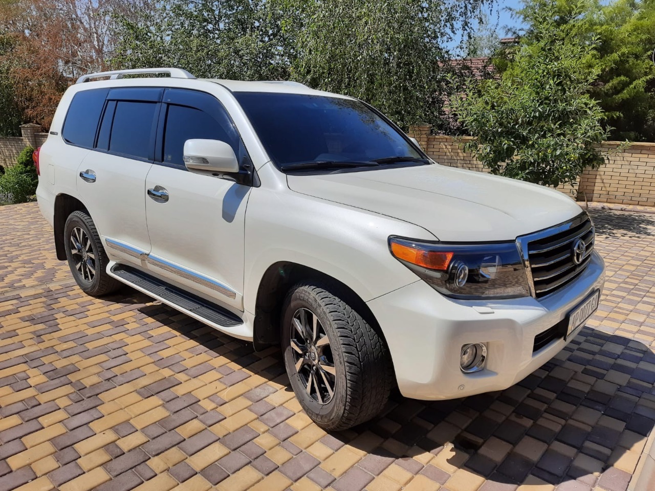 Toyota Land Cruiser - фото 4