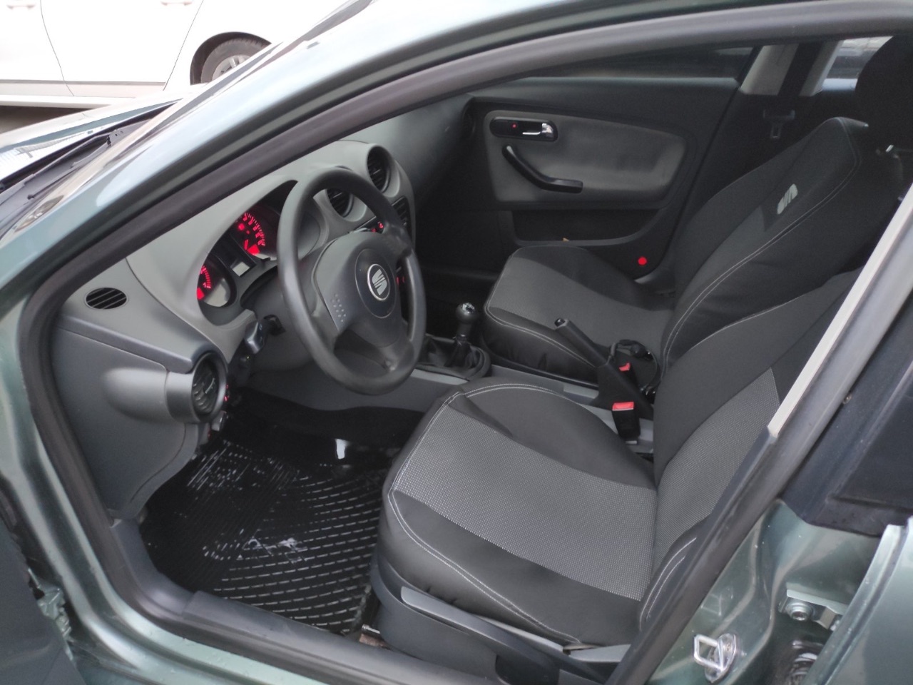 SEAT Cordoba - фото 10