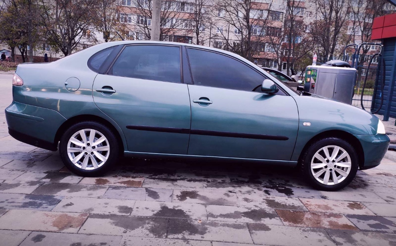 SEAT Cordoba - фото 9